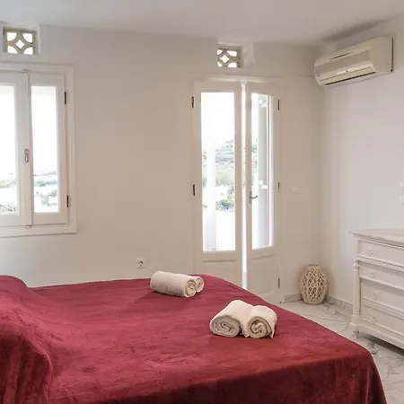 Almiri And Studio, Modern And Spacious * Тинос