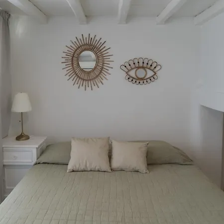 Almiri And Studio, Modern And Spacious Апартаменты