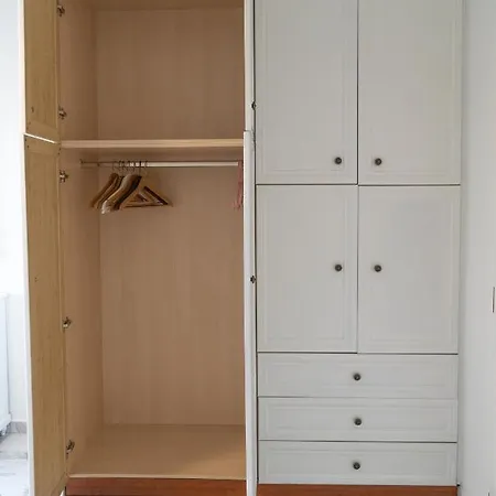 Apartman Almiri And Studio, Modern And Spacious *